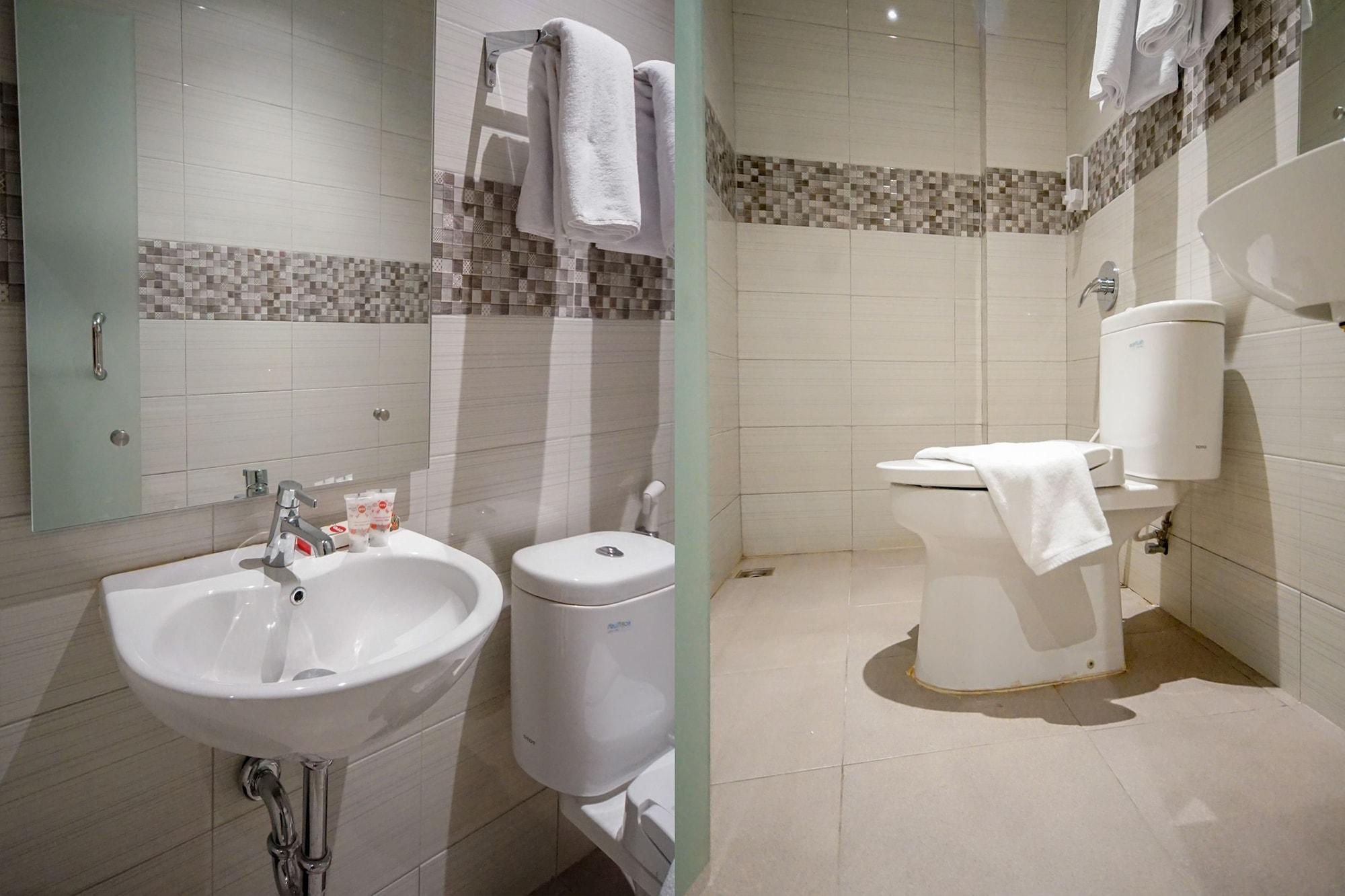 פאלמבאנג Oyo 344 Kr Hotel מראה חיצוני תמונה