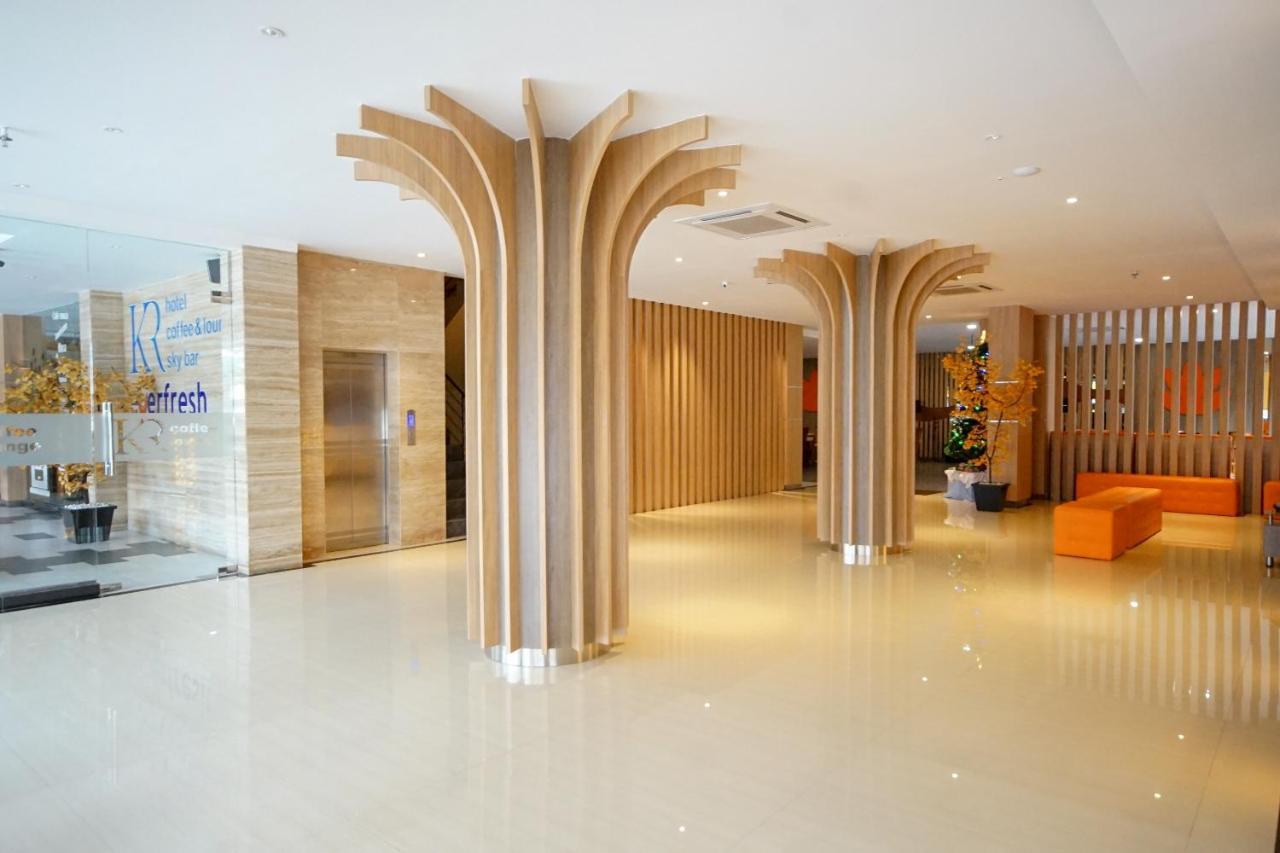 פאלמבאנג Oyo 344 Kr Hotel מראה חיצוני תמונה